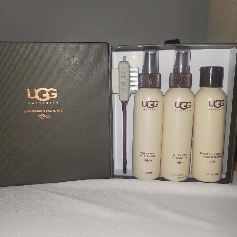 Ugg sheepskin care kit.